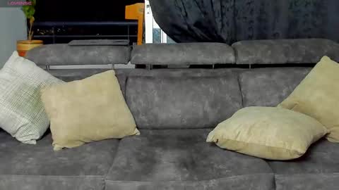 Snapshot of dominic_joness chatting on February 22, 1:33 am SANTI  independent model online show from February 22, 1:33 am