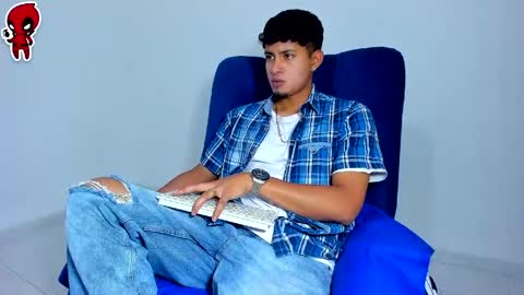  Dominic  online show from April 12, 2:15 am