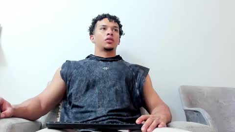 Dominick Star online show from February 1, 4:35 am