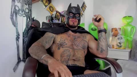 dominickane online show from October 31, 1:36 pm