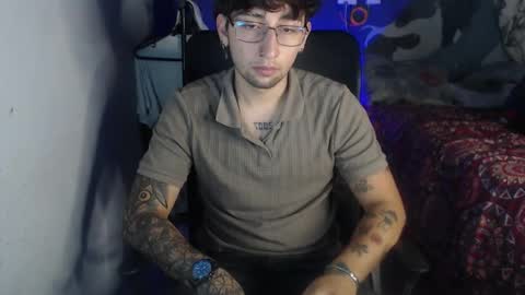 dominus_kane online show from December 4, 11:12 pm