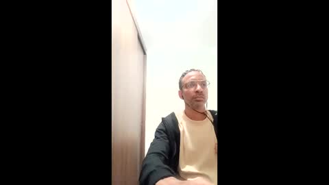 don__chi online show from March 4, 2:18 am