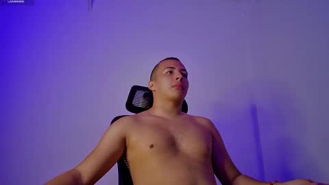 Donat Independent Model online show from January 11, 2:47 pm