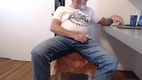 G online show from December 15, 6:04 pm