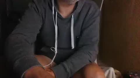 Snapshot of dontwalkonthegrass2 chatting on September 15, 10:49 am frenchfirefighter online show from September 15, 10:49 am