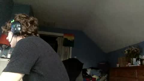 donutking42069 online show from January 14, 9:07 pm