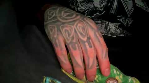 donvane online show from December 7, 11:51 am