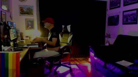 dopeleaf2 online show from September 13, 8:43 pm