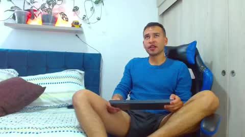 dorian_h online show from April 20, 3:14 pm