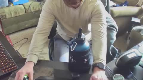 Snapshot of dotyoureyezez chatting on March 6, 2:40 pm DotYourEyezez  online show from March 6, 2:40 pm