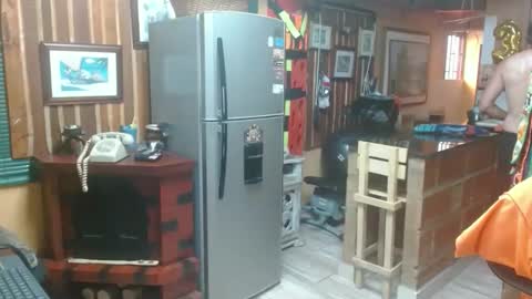 Dr  Simon online show from December 6, 9:13 pm