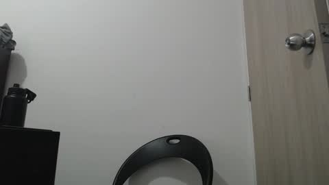 draco_boy2000 online show from October 27, 9:06 pm