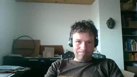 dragonflyy83 online show from December 18, 8:53 am