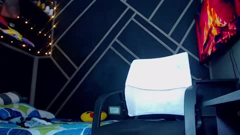 Snapshot of drake_jhonson08 chatting on March 7, 5:07 am Drake online show from March 7, 5:07 am