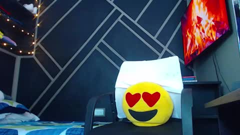 Snapshot of drake_jhonson08 chatting on March 11, 1:37 am Drake online show from March 11, 1:37 am