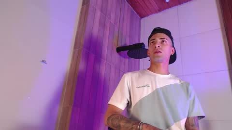 Drake Neuman online show from November 11, 4:17 am