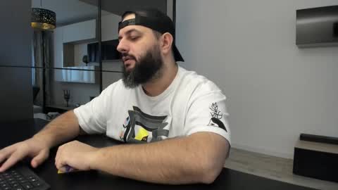 DravenPeak online show from December 3, 1:06 pm