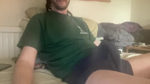 Dreads online show from April 23, 8:55 pm