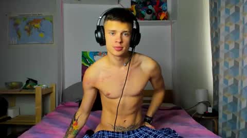 Snapshot of dreamyadam chatting on September 26, 7:50 am Adam Dream online show from September 26, 7:50 am