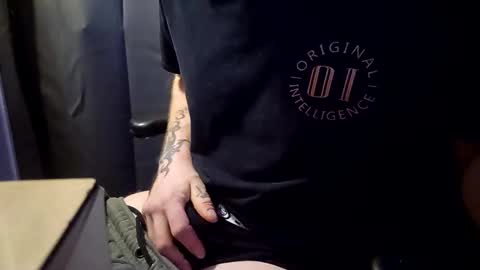 drippiehippie420 online show from March 18, 12:46 am