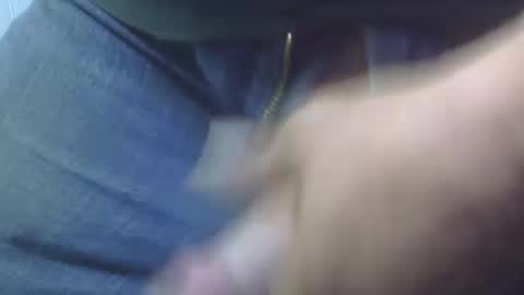 Snapshot of drivinuwild chatting on December 24, 4:44 am drivinuwild online show from December 24, 4:44 am