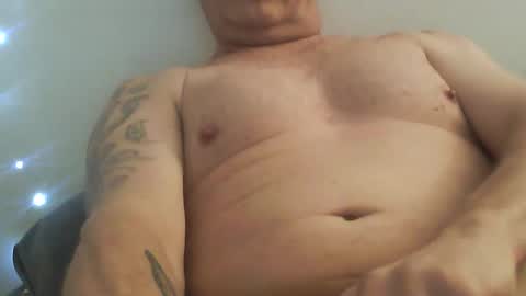 Snapshot of drknssn2lite75 chatting on October 4, 10:09 am drknssn2lite75 online show from October 4, 10:09 am