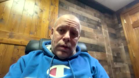 drkone01826 online show from November 25, 10:34 pm