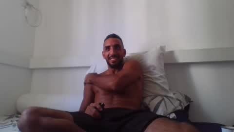 dropbr online show from January 29, 1:28 pm