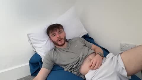 Snapshot of dtr_juts chatting on October 28, 11:23 am Dtr Juts online show from October 28, 11:23 am