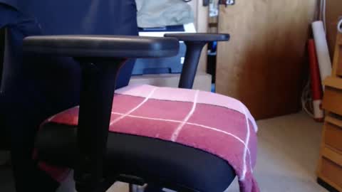 Snapshot of ductorfeelgood chatting on October 14, 3:41 pm swiss kiss online show from October 14, 3:41 pm