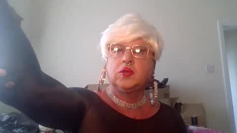 duke66298409 online show from May 12, 12:24 pm