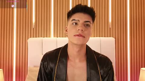 Dulcey online show from April 9, 4:43 am