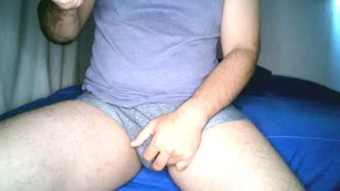 Snapshot of dumout33 chatting on October 2, 2:37 am Sergio online show from October 2, 2:37 am