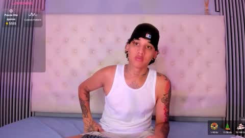 dustinandjordan online show from December 17, 9:21 pm