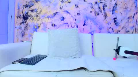 Dustin Dollin online show from December 2, 7:17 pm