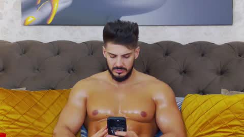 Dustin online show from February 21, 8:17 am