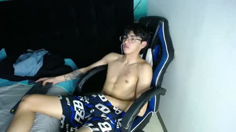 DustynFox online show from February 5, 5:20 am