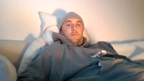 dustyroy09 online show from June 5, 6:52 am