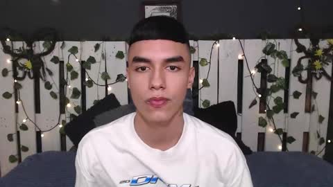 duvan_montes online show from December 1, 7:39 pm