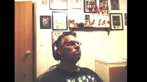 Snapshot of dwinmontana chatting on October 22, 5:00 am dwinmontana online show from October 22, 5:00 am