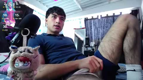 Dylan 3 online show from December 20, 7:32 pm