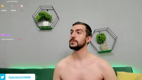 Dylan online show from November 9, 6:45 pm