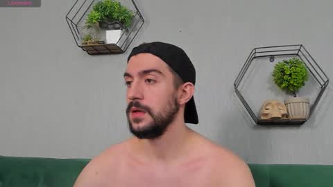 Dylan online show from September 22, 11:43 am