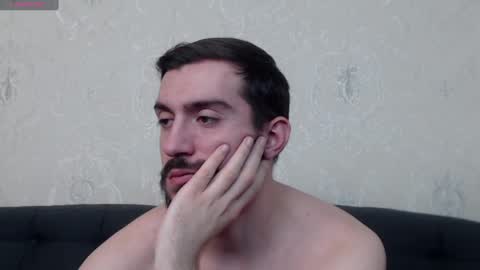 Dylan online show from March 4, 12:07 am