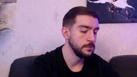 Dylan online show from February 7, 12:09 am