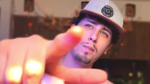 Snapshot of dylandaniel69 chatting on October 2, 7:40 pm Dylan Daniel 7.8 online show from October 2, 7:40 pm