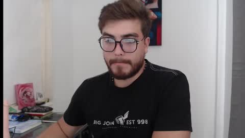 dylanhot10 online show from December 18, 7:30 pm