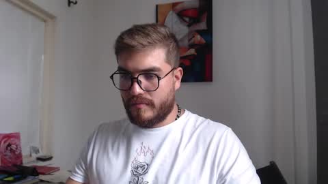 dylanhot10 online show from February 25, 8:41 pm