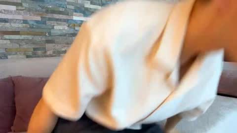 dymonted online show from January 16, 7:55 am