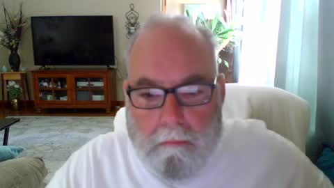 earl52 online show from June 19, 3:39 pm